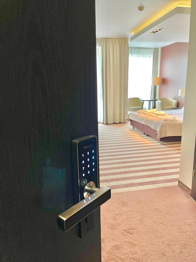 Laba Kolobrzeg Diva Apartament Prywatny Экстерьер фото